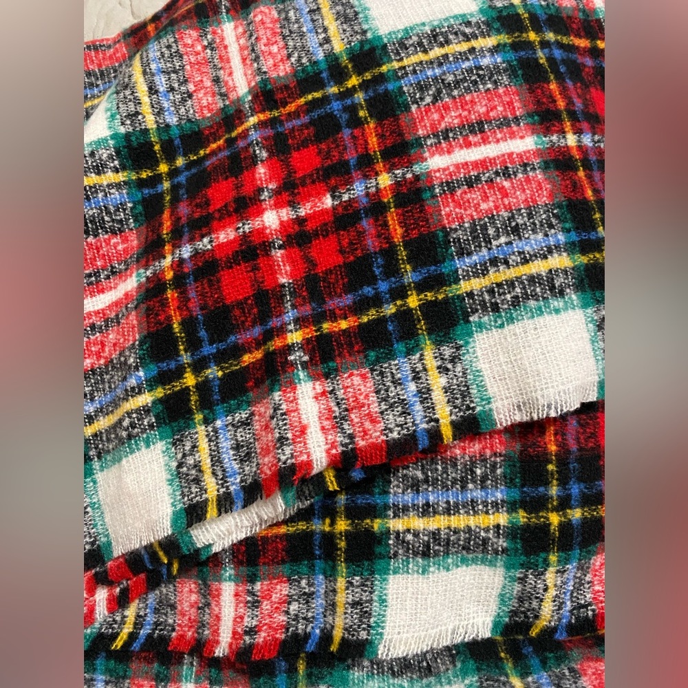Old navy blanket scarf plaid